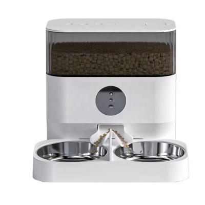 China LY7L-WH Automatic High Quality Smart Pet Assistant Timing Remote Battery Operated Automatic Pet Feeder For Small Animal for sale