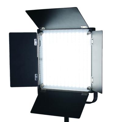 China PORTABLE CRI LED High Fill Video Camera Light For Video Photographic Lighting for sale