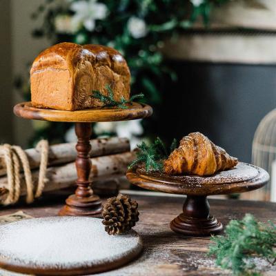 China Viable Wholesale Rustic Acacia Wood Cake Stand Large for sale