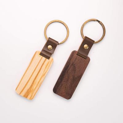 China Custom Sublimaiton Engraved Wooden Keychain Favorable Prices Wholesale Wooden Keyring With Name for sale