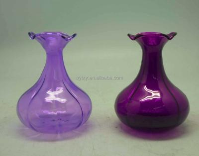 China Wholesale Hand Made Glass Blowing Glossy Mini Vase Popular For European for sale