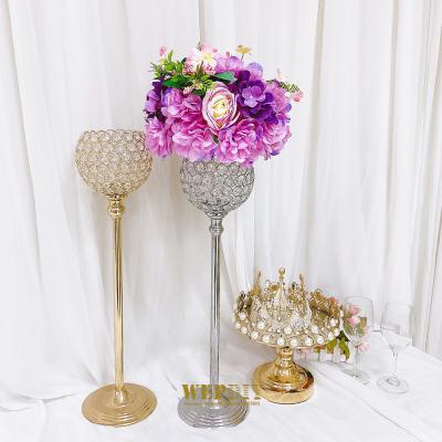 China Wedding European-style gold crystal wedding decoration candlestick arrangement props wrought iron crystal single head hollow candlestick for sale