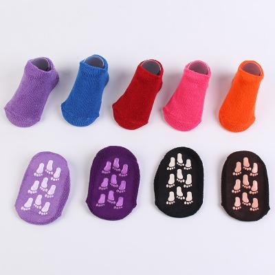 China New Kids Athletic Socks For Floor Kids Disposable Anti-slip Floor Socks for sale