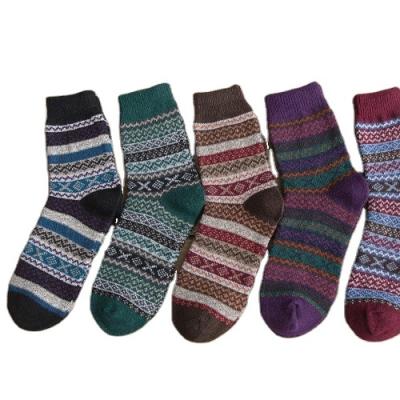 China Wholesale retro floral cheap QUICK DRY style autumn and winter plaid wool small socks for men and women for sale