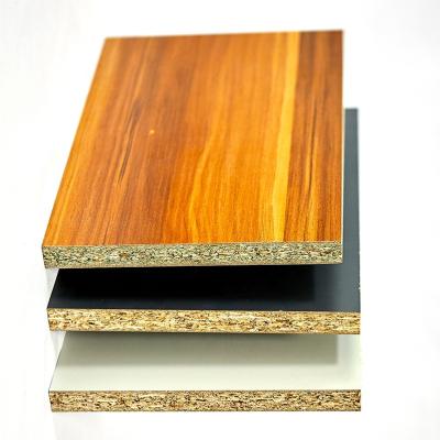 China 1220x2440x18mm Cheaper High Quality Moisture Proof Wood Fiber Melamine Particle Board for sale