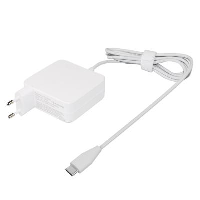 China 65W Super Fast Charger PD 3.0 For Mac Laptop AC Book AC Quick Charging QC 3.0 USB Multi Smart Port Adapter AF65200CUSB Type C for sale