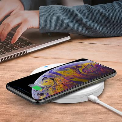 China Multifunctional Smart Phone Office Supplies 10W Qi Fast Wireless Phone Charger Stand Fast Charging iPhone X for sale