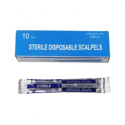 China Sharp Medical Disposable Sterile Carbon Steel Surgical Scalpels With Plastic Handle for sale