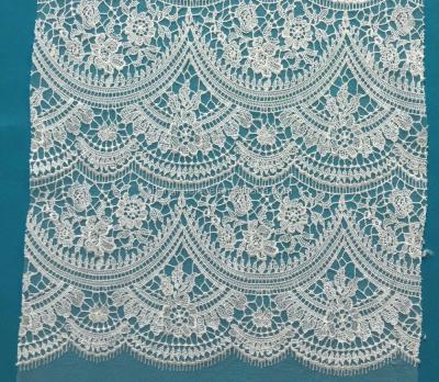 China Sustainable Fashionable Wholesale Cotton Embroidery Lace Bridal Tulle Fabric for sale