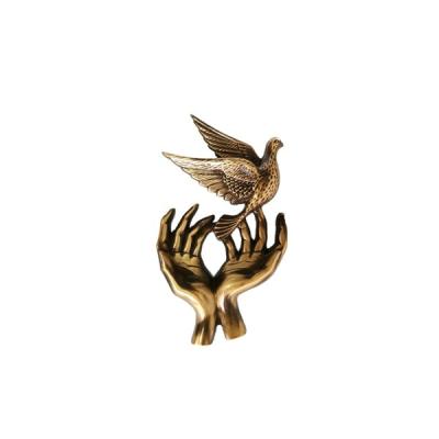 China Europe Brass Dove Ornaments With Hand Made By Brass Die Casting Machine for sale