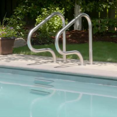 China Anti-Slip Pedal Pedal With Mat 304/316 Modern ARC Stainless Steel Clamp Swimming Pool Railing for sale