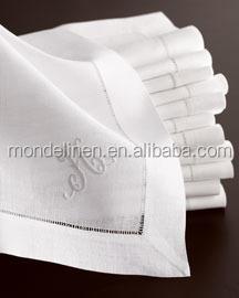 China 100% Linen Disposable Napkin With Hand Day Embroidery for sale