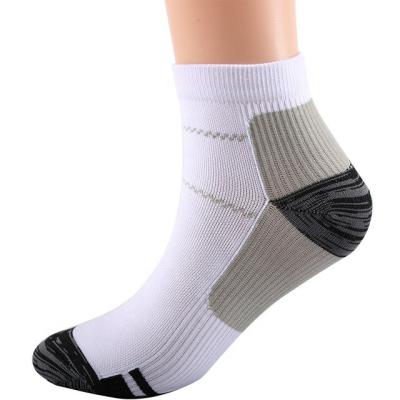 China OEM Meias Esportiva Men Spandex Polyester Cotton Breathable Sports Socks Seamless Anti Slip Meias Athletic Sports Sweat-absorbent Socks for sale