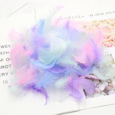 China 100pcs/bag Colorful Material Feather Feather Gift Packaging Box Filler Supplies Diy Craft Wedding Decoration Valentines Day Gifts for sale