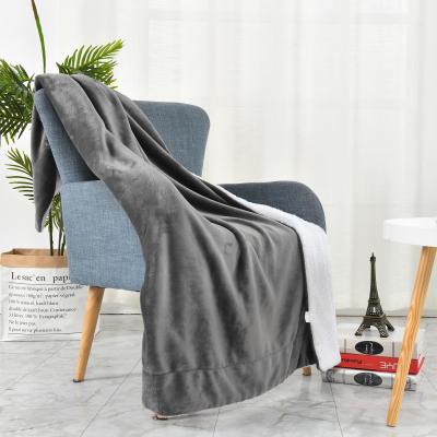 China Custom Printed Sherpa Fleece Blanket Folded Fleece Blanket For Winter Polyester for sale