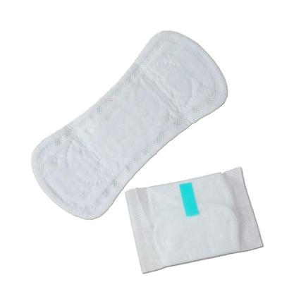 Cina OEM Panty Liners For Women Female Sanitary Napkin At Competitive Price in vendita