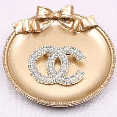 China Luxury French Diamond Leather Creative Designers ALLIAGE Rhinestone Brooches for sale