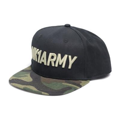 China JOINT Black Snap Back Cap With 3d Embroidery Logo , Camouflage Custom Flat Bill Snap Back Cap for sale