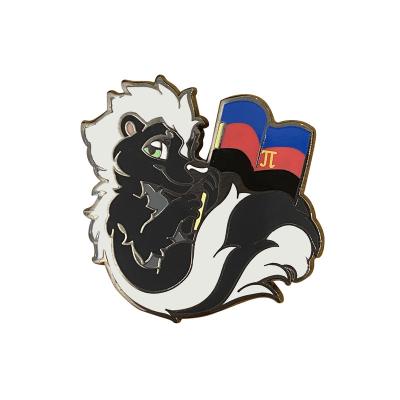 China Europe Kunshan China Skunk 1.5 Inch Enamel Pins Custom Fashion Hardwork Enamel Pins for sale