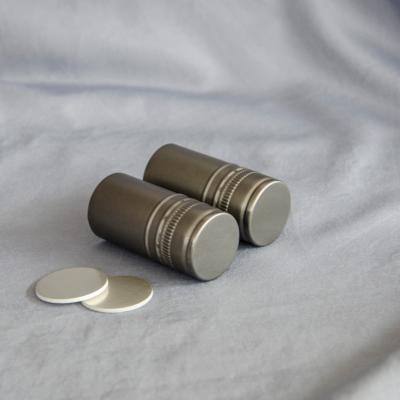 China Non Spill Popular Aluminum Wine Bottle Screw Caps Glass Bottle Cup For Wine For Brandy for sale