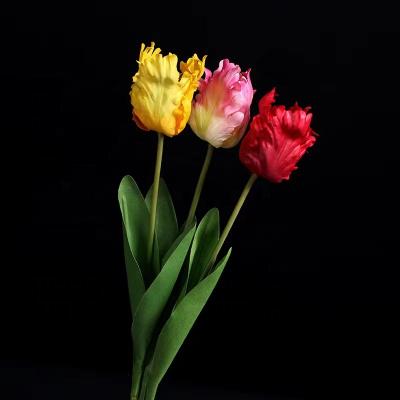 China HC1935 Simple Nordic modern style high-grade artificial flower bouquet artificial rose wholesale decorative artificial rose tulip flowers wedding decoration gifts for sale