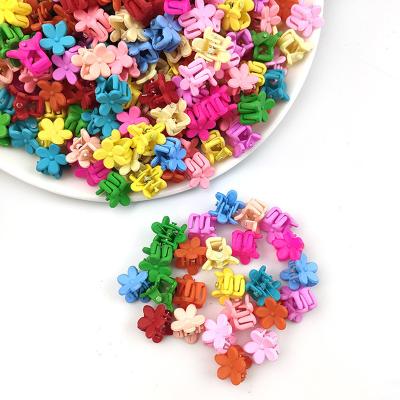 China Hair Care Fashionable flower hairpin hair wholesale women's hot mini hair claw hair accessories girl gift for sale