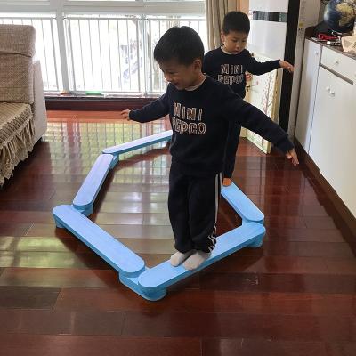 China Fitness Center Furniture Toddler Balance Beam Wooden Stepping Stones Balancing Beam Balance Beam for sale