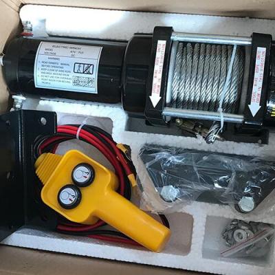 China Pulling Vehicle 4500lbs Off Road Winch 12v/24v With Wireless Remote Control for sale