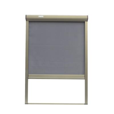 China Eco-friendly Roller Screen Window Direct Selling Direct Roller Mesh Screen Slim Retractable Window for sale