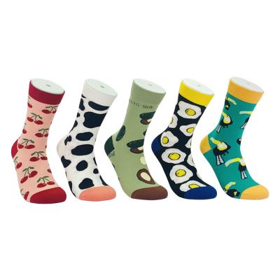 China Knitted Regular Style Women Girls Fashion Breathable Cute Print Cotton Winter Socks for sale