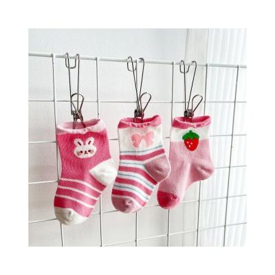 China Breathable Customization Fashionable Cute Cartoon Kids Socks with Printing 0-12 Month and 1-3 Year for sale