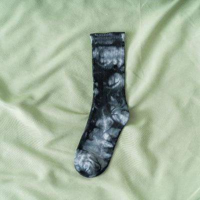 China 2000 Pairs Per Color Personalized Tie Dye Sports Socks in Cotton Spandex Material for sale