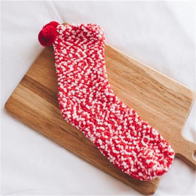 China 70%Polyester 30% Elastane Coral Fleece Floor Socks LZ-21-CL8011 for Winter for sale