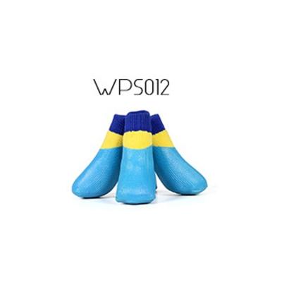 China Thick Waterproof Socks for Dogs Keep Your Pet's Paws Dry During Outdoor Play for sale