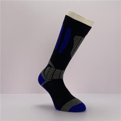 China 50000 Quantity Designer Breathable Jacquard Knitted Custom Cushioned Socks for Men for sale