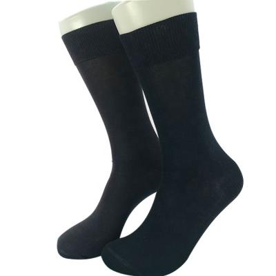 China 15% Polyamide Solid Pattern Men's Crew Socks for Business and Casual Wear Custom Design for sale