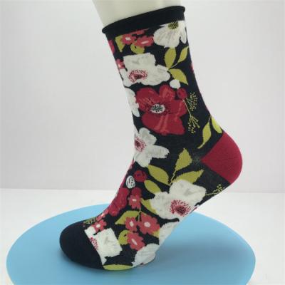 China Blumendruck Bambus Kompressionssocken Unisex Sportsocken für atmungsaktive und glückliche Füße zu verkaufen