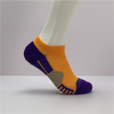 China Orange Blue Cotton Short Sports Socks for Men Ankle Socks 39-41 for sale