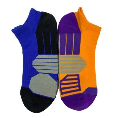 China Needle Detection Breathable Quick Dry Anti Slip Ankle Sports Socks for Sport Running for sale