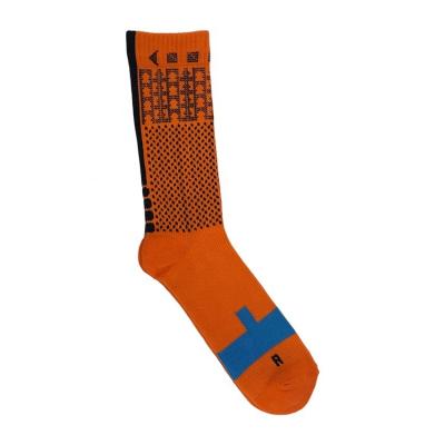 China Schnelle trockene, atmungsaktive Sportsocken für individuell angefertigte Knöchel zu verkaufen