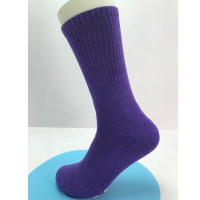 Chine Des chaussettes de sport longues pour hommes, des chaussettes de compression, des chaussettes de beauté respirantes, des chaussettes de basket-ball à vendre