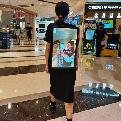 China 21.5 Inch Digital Signage Movable Backpack Billboard Walking Displays For Advertising Exhibition 21.5 Inch for sale