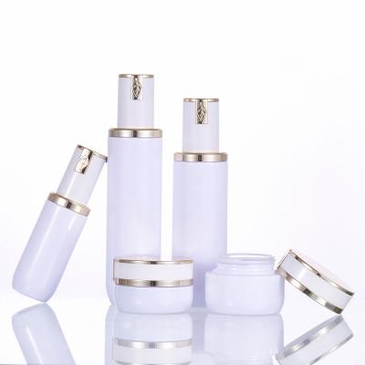 China PERSONAL CARE Perfume Glass Bottle Set 40ml 01100ml 120ml 50g Empty White Cosmetic Bottles And Jars Set for sale