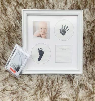 China China Amazon Hot Sale Newborn Baby Handprint and Footprint Kit Wooden Baby Photo Frame for Newborn Baby's Gifts for sale