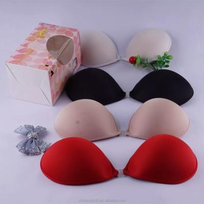 China Bestselling Antibacterial Breast Pads Silicone Baked Cotton Ordinary Chest Patches Large Size Thin Strapless Chest Sticker Invisible Bra for sale