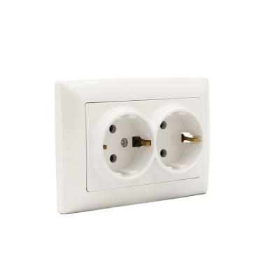 China HOT Selling Wenzhou Schuko Power W Series Eu Type Safety Socket Switch Socket for sale