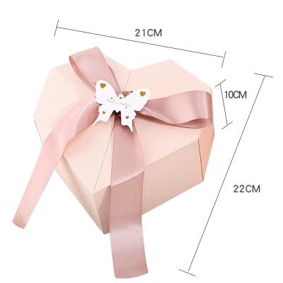 China Recycled Materials Special Design Shape Custom Heart Shaped Gift Box Packaging With Ribbon for sale