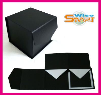 China Cajas de empaquetado del regalo plegable negro de la joyería para el anillo, collar, pulsera PB2012316 en venta