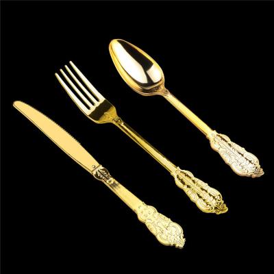 China Disposable Flatware Loose Bulk Elegant Golden Plastic Cutlery For Catering Events for sale