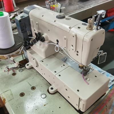 China Widely Used Commercial Industrial Automatic Led Flatlock Sewing Machine 5 Thread Flat Interlock Light Work for sale